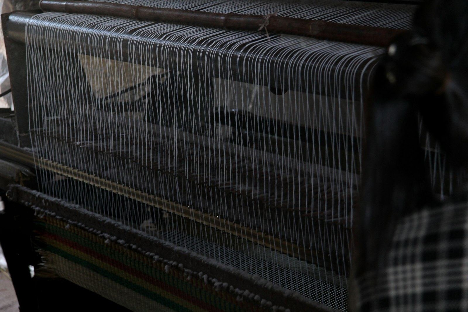 How to Choose the Right Fabric for Custom Stitching